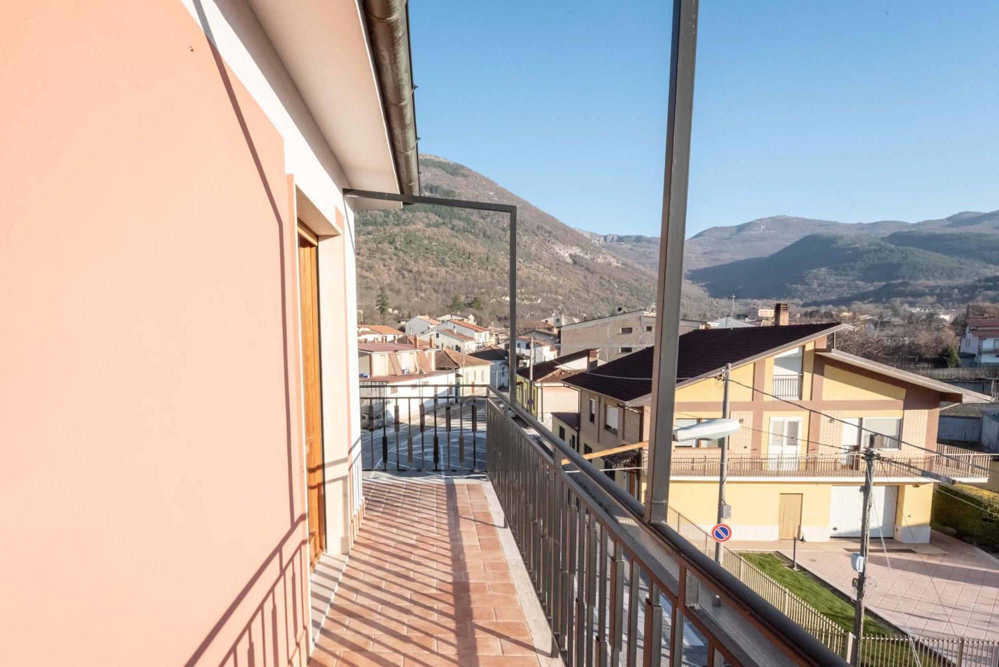 B&B Il Risveglio Del Cavaliere Gioia Dei Marsi 外观 照片